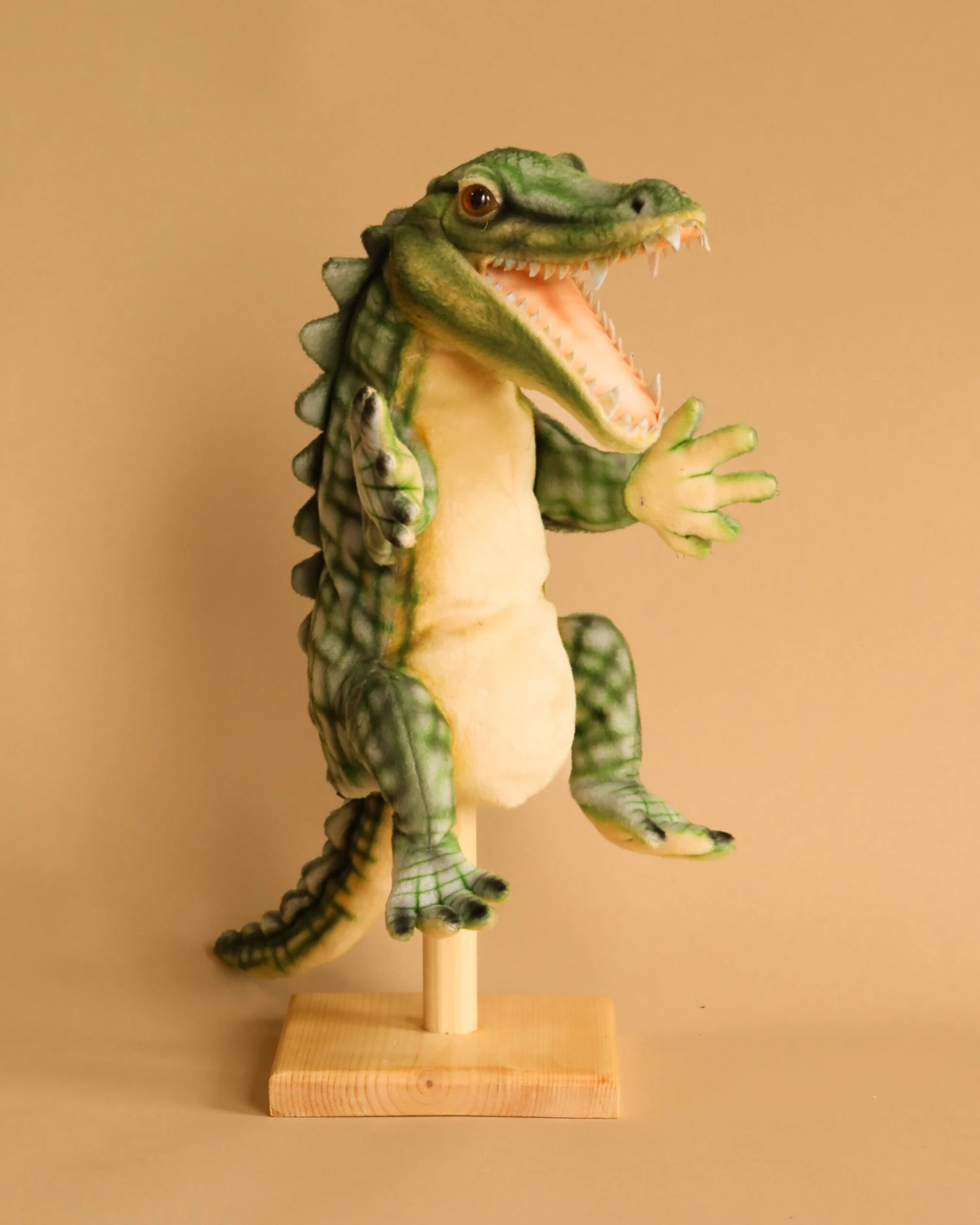 Hansa Alligator Puppet