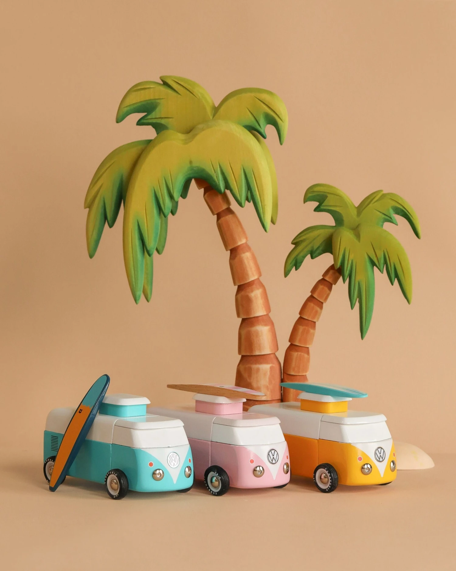 VW Beach Bus Pink - Image 2