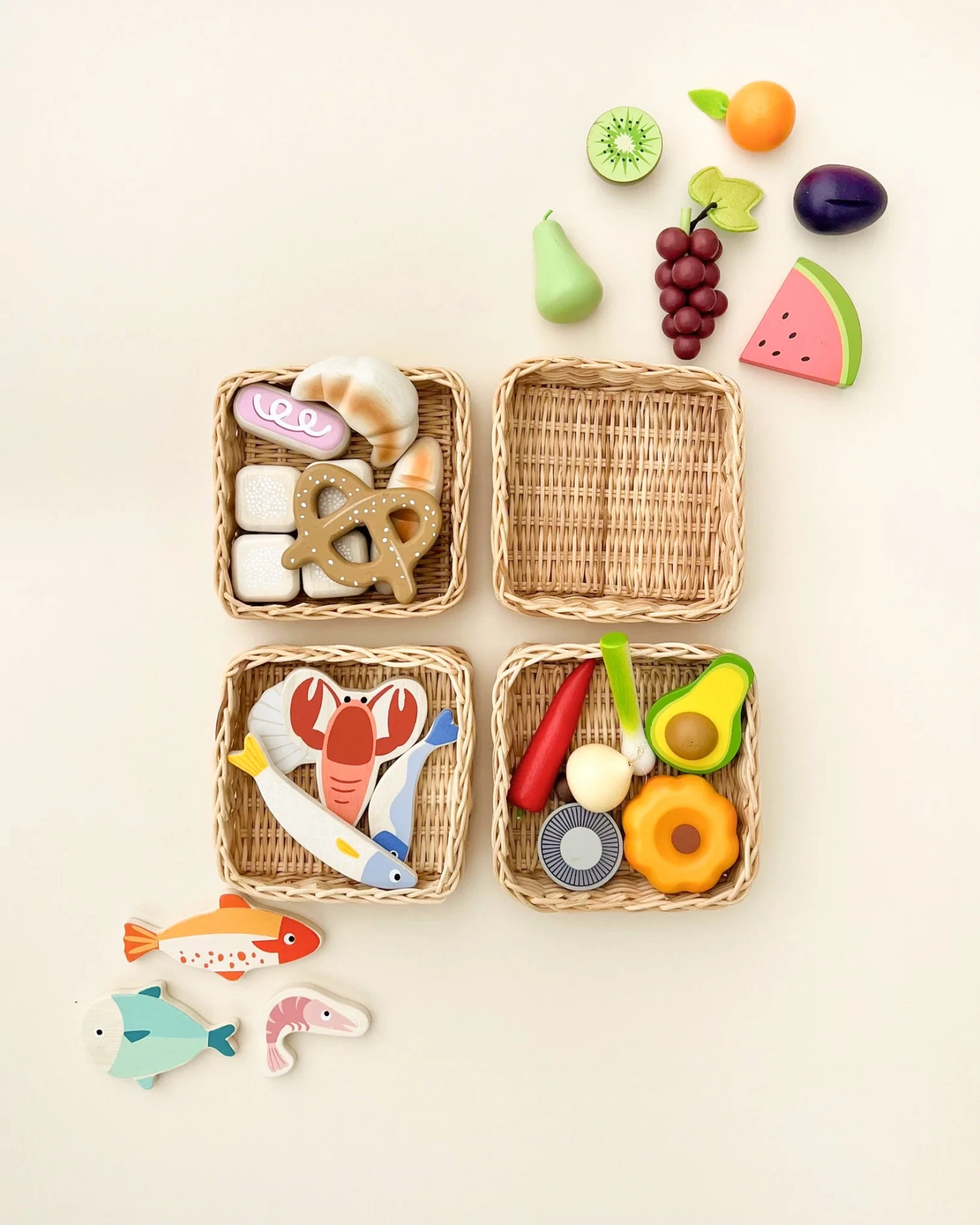 Tender Leaf Toys Market Basket - Image 2
