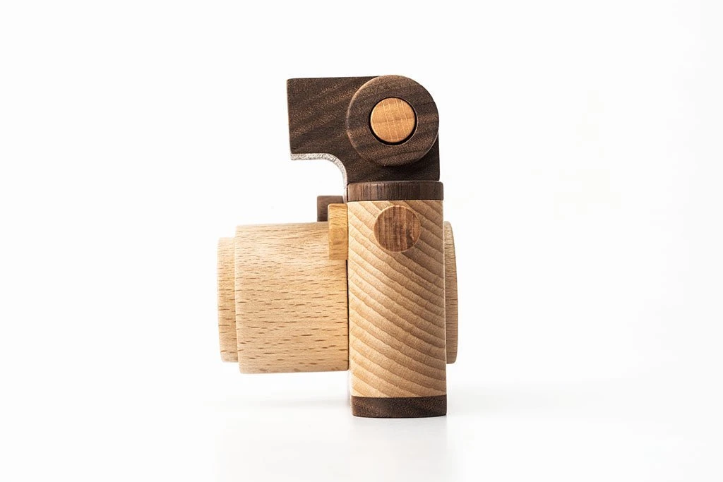 Father’s Factory | Vintage Style Wooden Toy Camera - Image 4