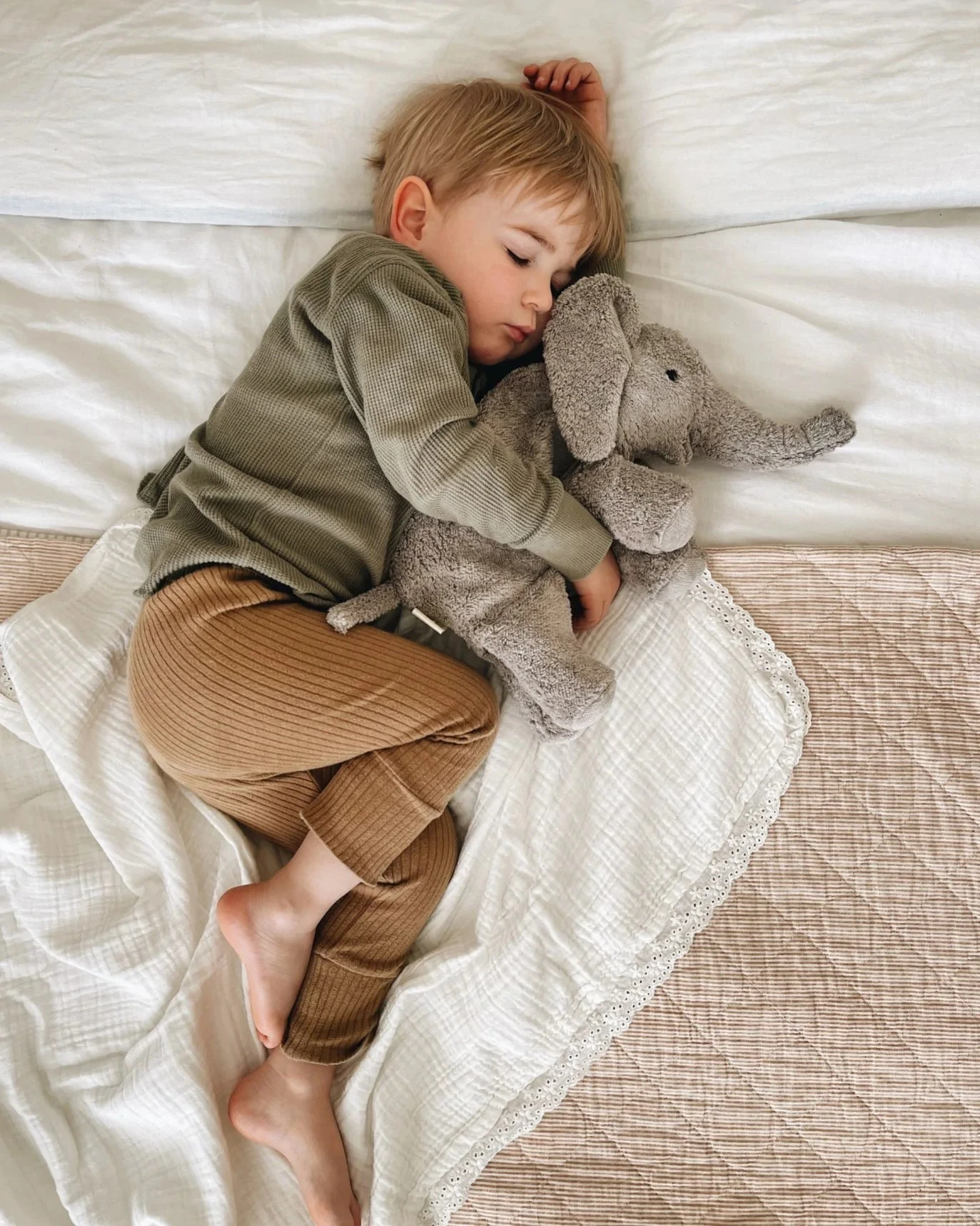 Senger Naturwelt Cuddly Animal - Elephant - Image 3